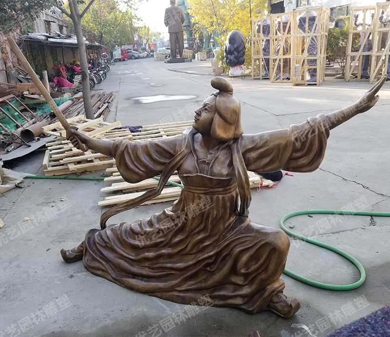 舞劍銅人物雕塑，古代銅人物雕塑