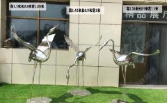 城市不銹鋼景觀雕塑怎樣設(shè)計？